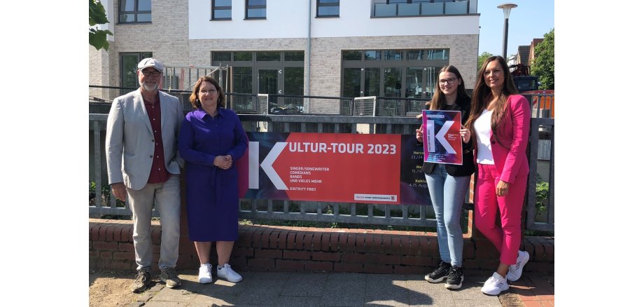 V.l.: Peter Jumpertz (HJM Euregio Marketing Events), Renate Wallraff (Stadt Herzogenrath), Marie Juschka (Stadt Herzogenrath) und Nadine Schwartz (Stadt Herzogenrath)